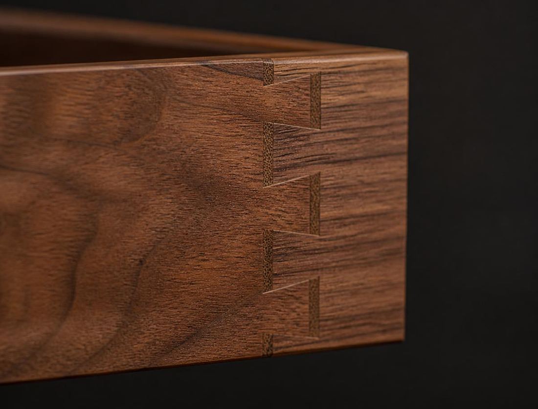 Dovetailed drawer program